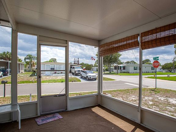 3rd image of 5644 Regency Blvd #55