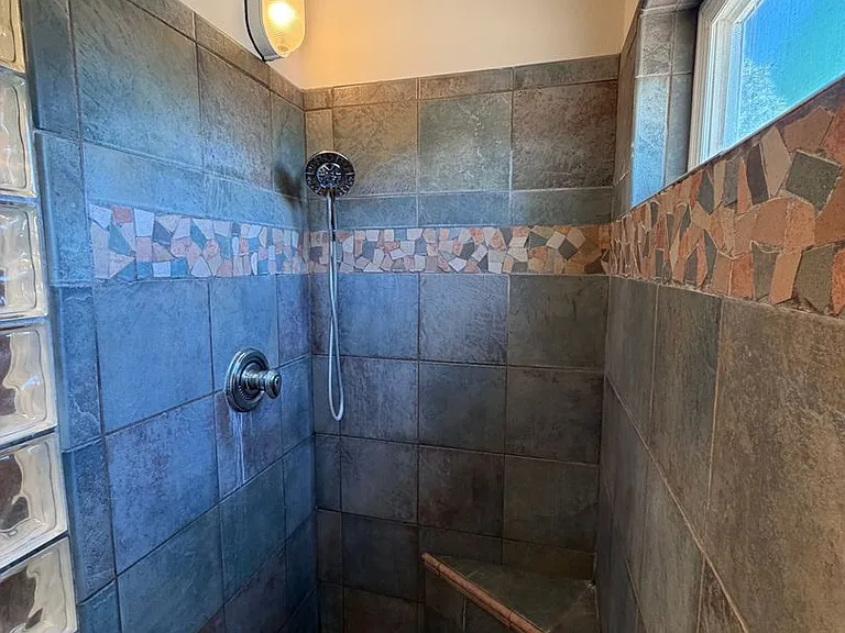 516 Sparrow Hawk Ct SE — Photo 17