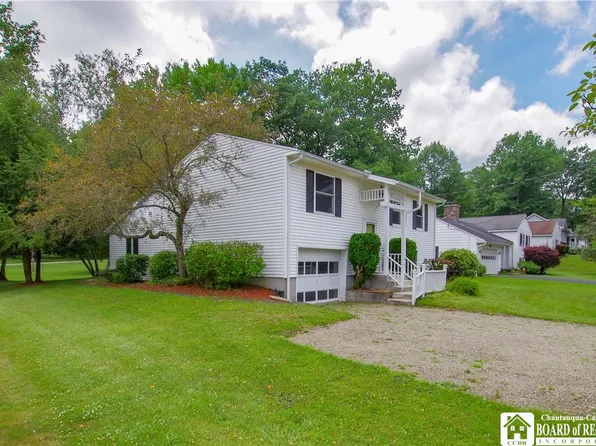 111 Arcade Ave, Jamestown, NY 14701