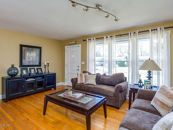 703 Monte Carlo Drive (9 of 31)