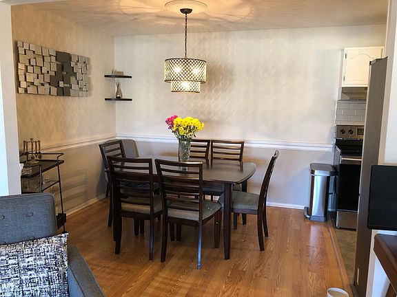 5th image of 330 Shore Dr APT F-11