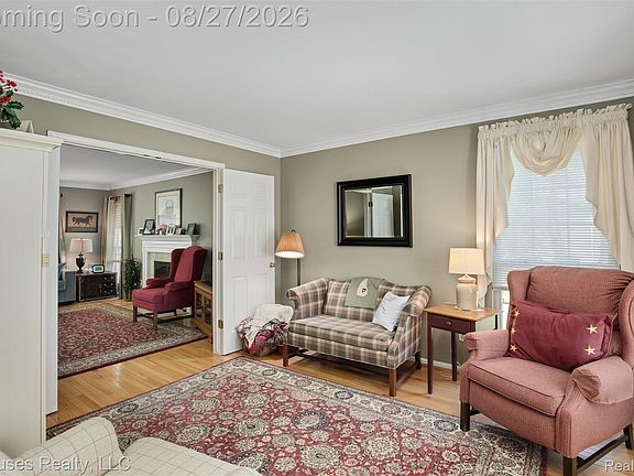 5th image of 6046 Campfire Cir