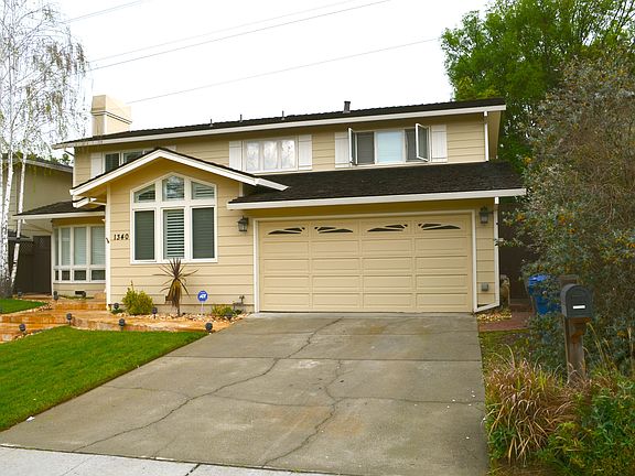3rd image of 1340 Elwood Dr