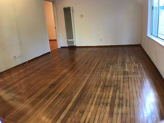 2nd image of 740 Lake St #A