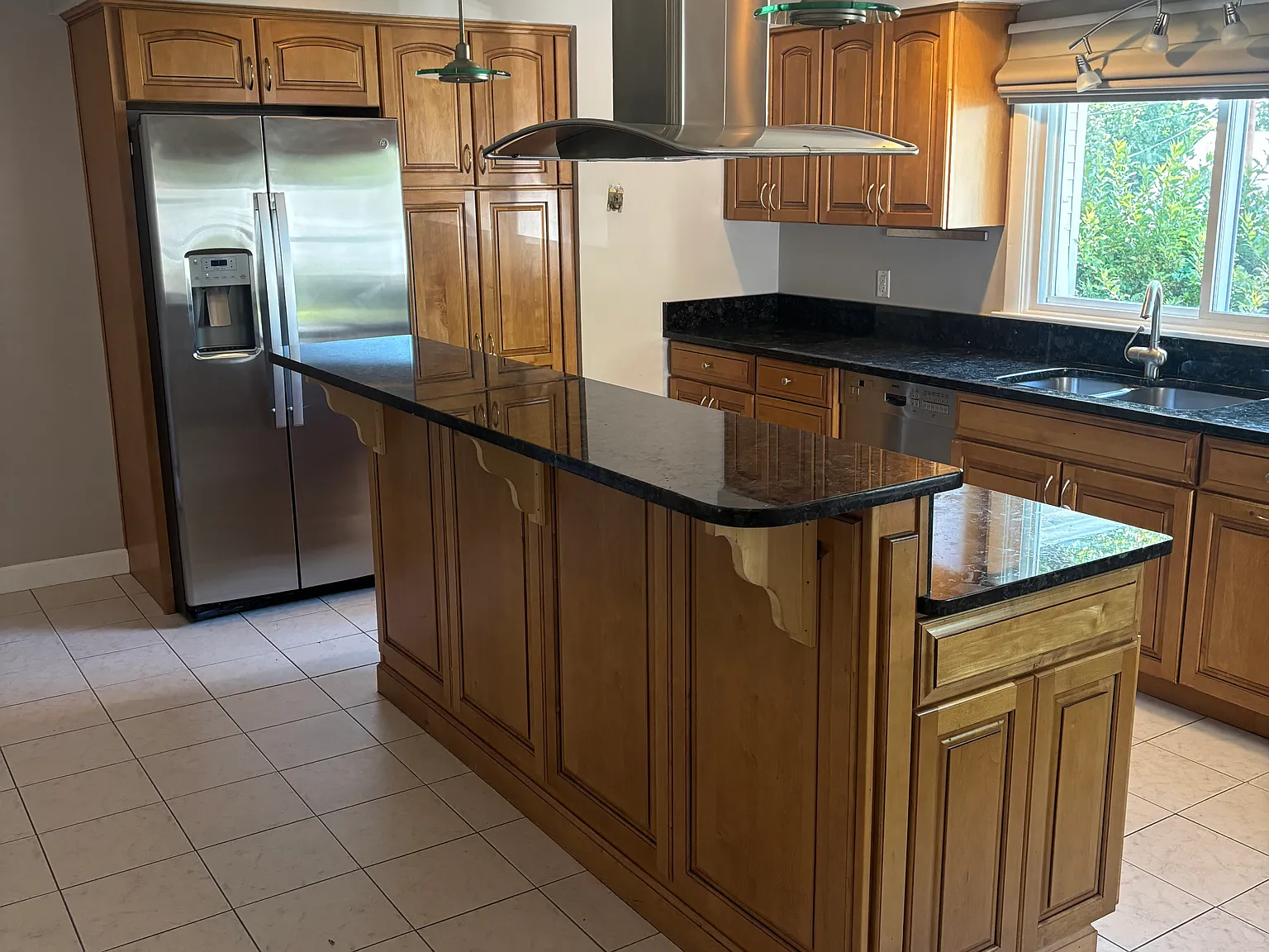 3 bed, 1.5 bath, 1542 sqft, $3,450 — Photo 4