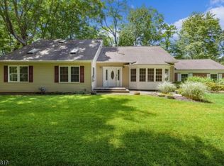 30 Meslar Rd, Morris Plains, NJ 07950