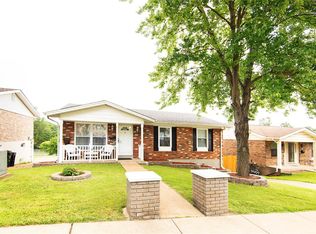 9007 Radiom Dr, Saint Louis, MO 63123