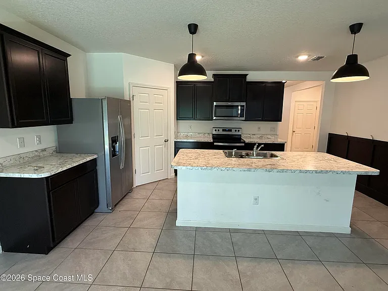 4422 Talbot Blvd — Photo 10