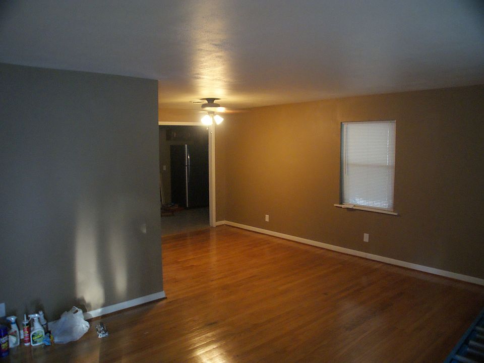 2nd image of Lefever Ln