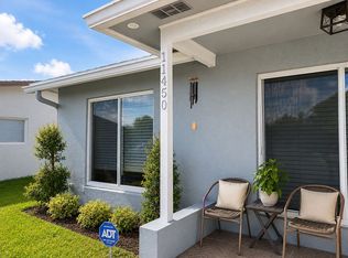 11450 NW 40th Pl, Sunrise, FL 33323