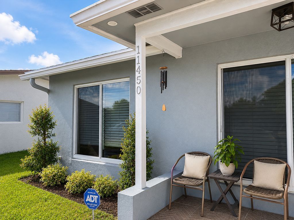 11450 NW 40th Pl - Property Image