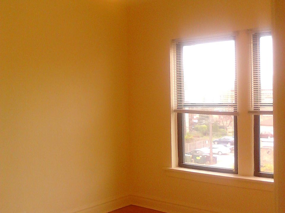 1st image of 1121 Washington Blvd APT 1C