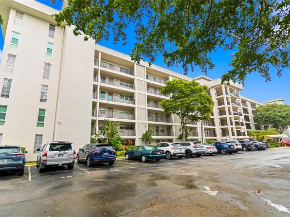3000 S Course Dr APT 607, Pompano Beach, FL 33069
