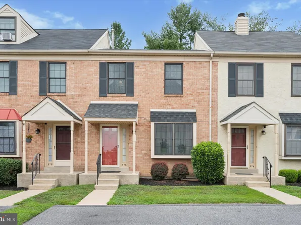 376 Scola Rd, Brookhaven, PA 19015