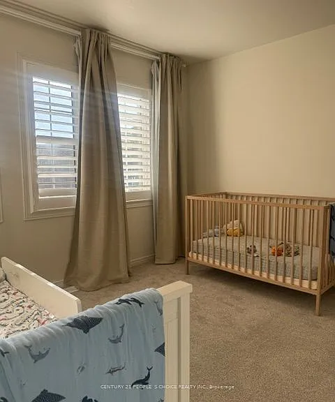 33 Mansbridge Cres — Photo 37