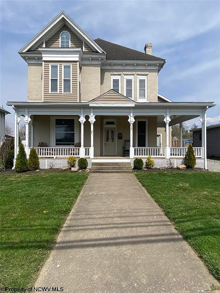 82 S Florida St Buckhannon Wv 26201 Mls 10137133 Zillow