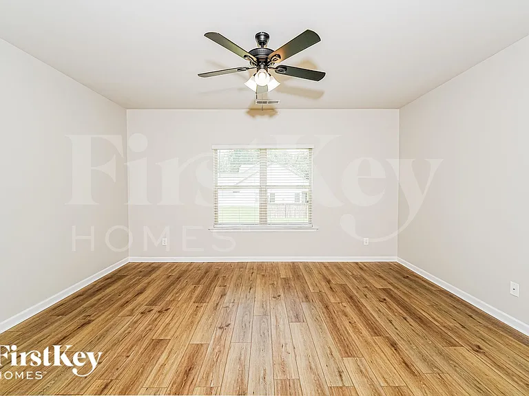 8613 Clarke Ln — Photo 14