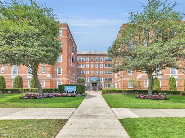 19015 Van Aken Blvd APT 311, Shaker Heights, OH 44122