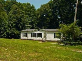 1762 Rollin Hills Rd, Seagrove, NC 27341