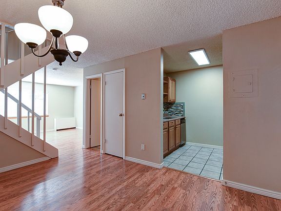 2nd image of 1200 N Vine St APT 3G