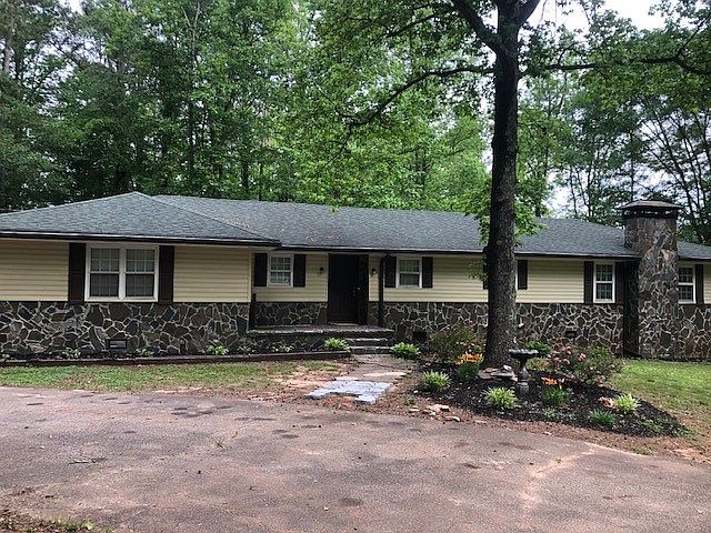 Exterior front_05082023