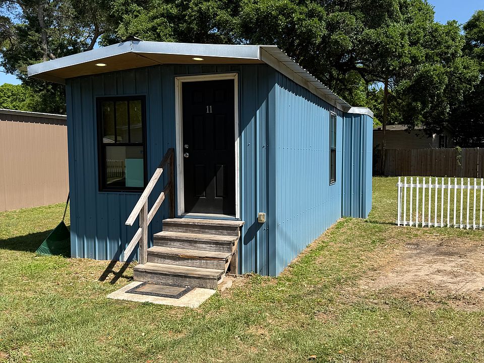 1st image of 316 Dogwood Dr #11