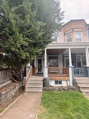 620 W 33rd St Photo 1