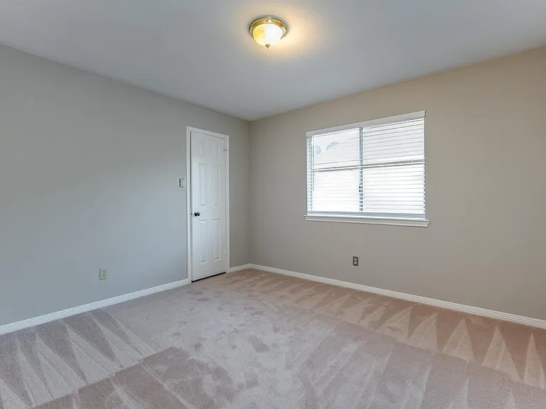 2710 Double Lake Dr — Photo 39