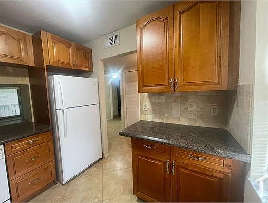 1st image of 7600 NW 5th Ct APT 208