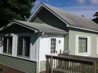 713 George St, La Crosse, WI 54603