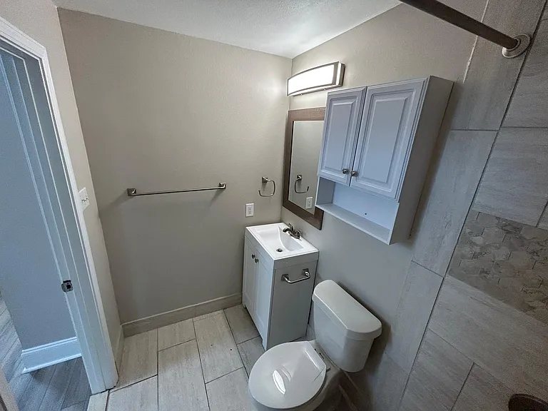 3605 Iberville St #3 — Photo 8