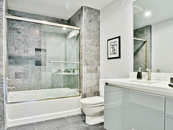 4th image of 727 Wilcox Ave Unit 401