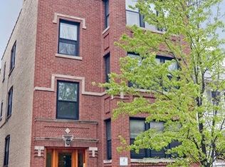 734 W Buckingham Pl, Chicago, IL 60657