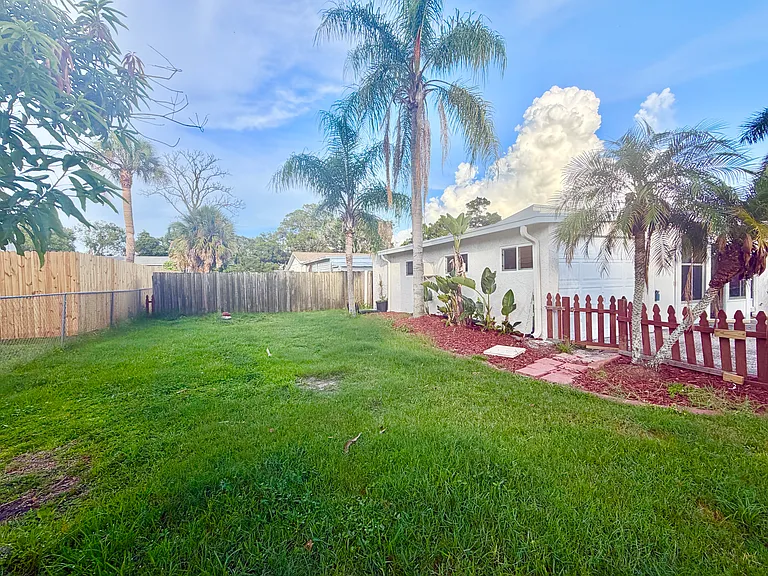 Fenced side yard