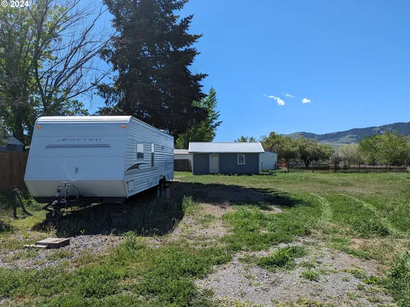 562 W Beakman St, Union, OR 97883