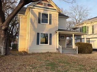 214 E 6th Ave, Hutchinson, KS 67501