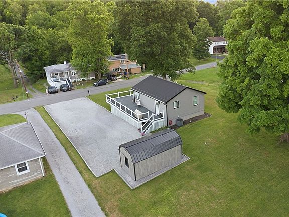 3rd image of 76 Meanor St