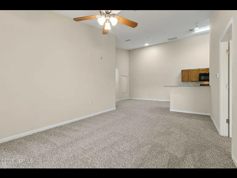 5101 Playpen Dr #14 — Photo 4