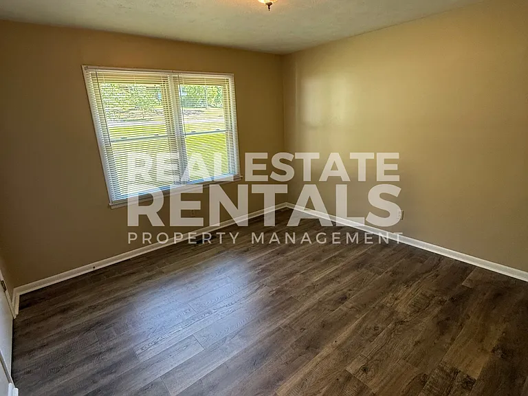 120 Southhawk Dr #1 — Photo 12