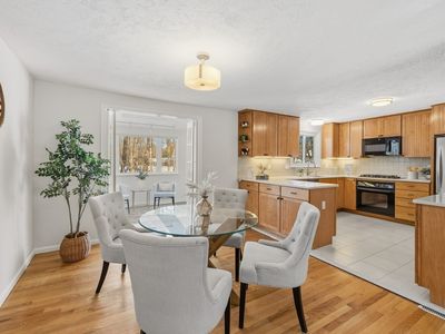 41 Dunster Rd, Bedford, MA, 01730