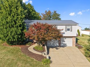 100 Shirley Ann Dr, Washington, PA 15301