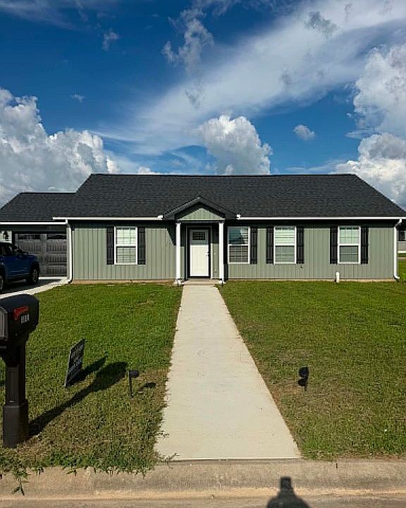 1st image of 1017 Saint Rose Ln