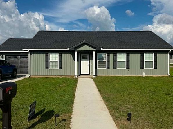1017 Saint Rose Ln
