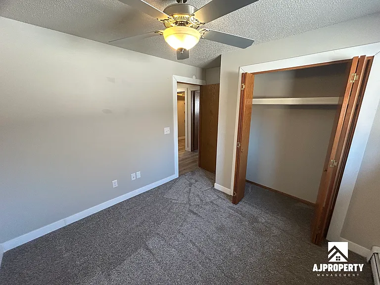 601 N Teton Dr #4 — Photo 12