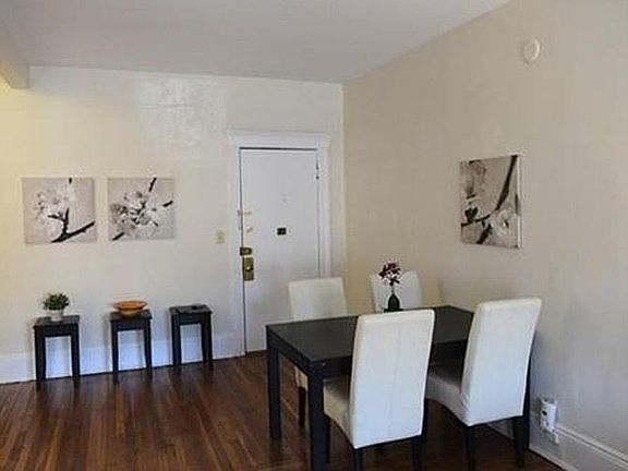 Dining/Expanded Living