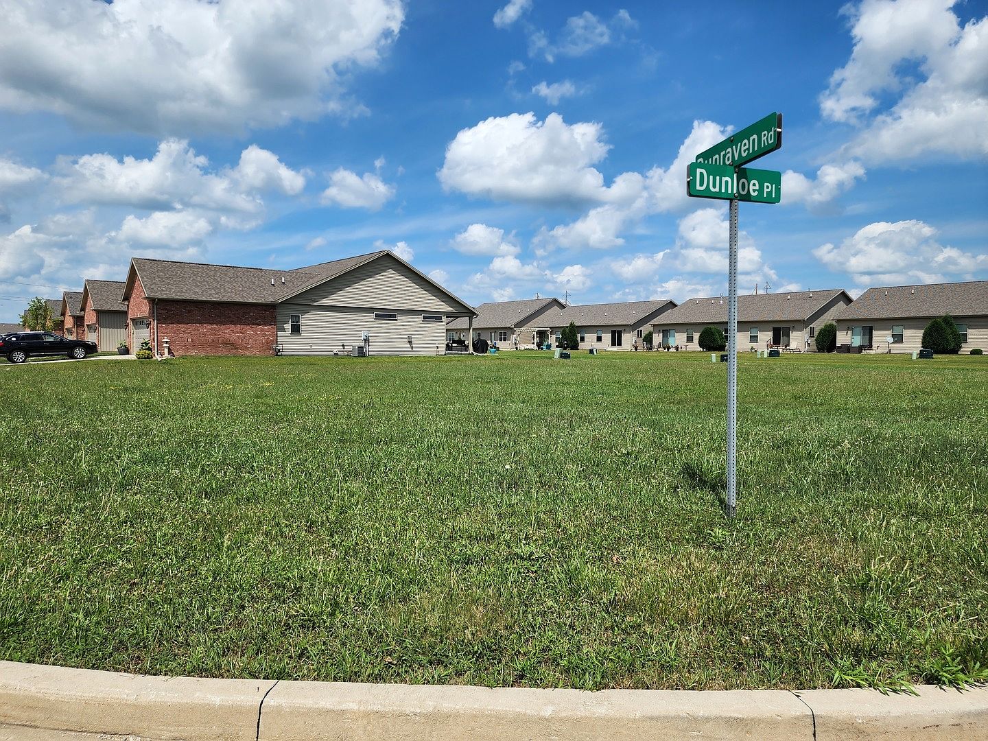 1924 Dunraven Rd, Bloomington, IL 61704 MLS 11822581 Zillow