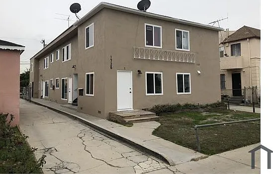 1726 S La Brea Ave #6