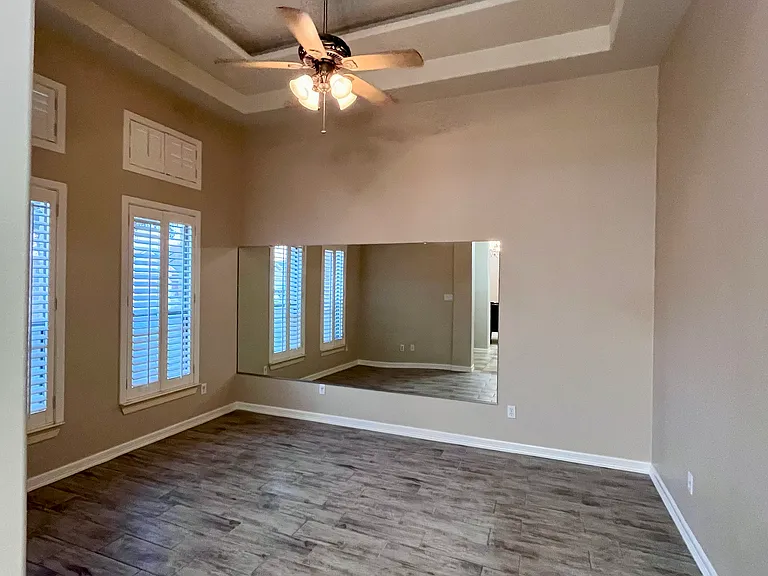 2418 Norma Dr — Photo 14