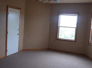 207 Lindsey St #2N, Fall River, MA 02720