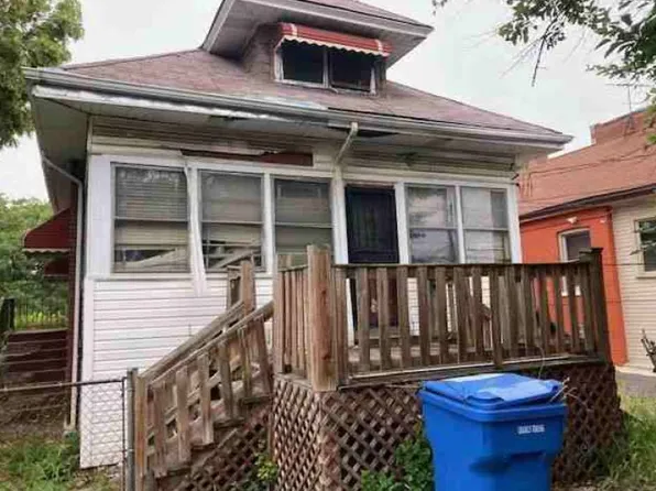 9057 S Bishop St, Chicago, IL 60620